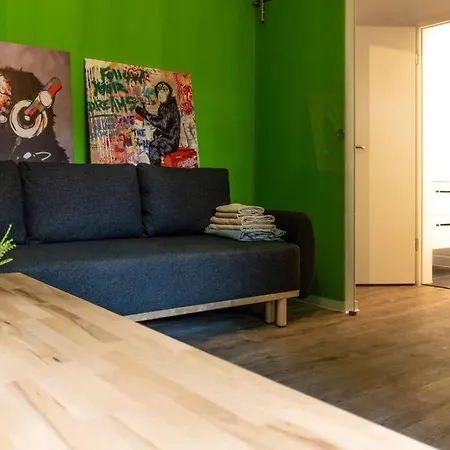 Apartment Stylish With Terrace For Up To 6 People