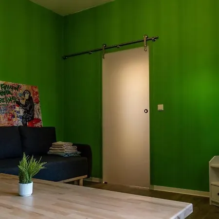 Stylish With Terrace For Up To 6 People