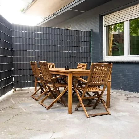 Stylish With Terrace For Up To 6 People * Bochum