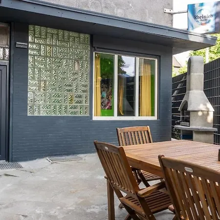 Stylish With Terrace For Up To 6 People Bochum