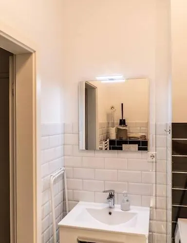 Lejlighed Stylish With Terrace For Up To 6 People *