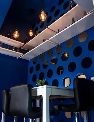 Stylish With Terrace For Up To 6 People شقة *