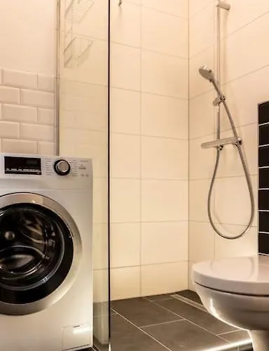 Stylish With Terrace For Up To 6 People Lejlighed *