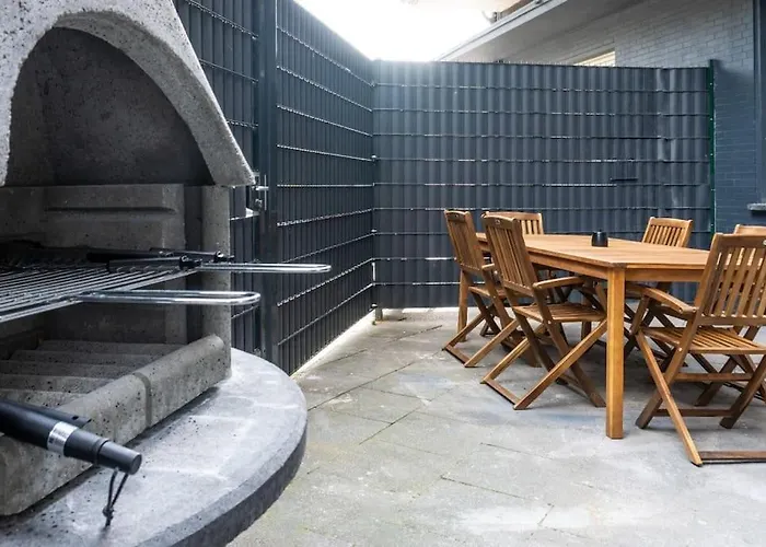 شقة Stylish With Terrace For Up To 6 People *