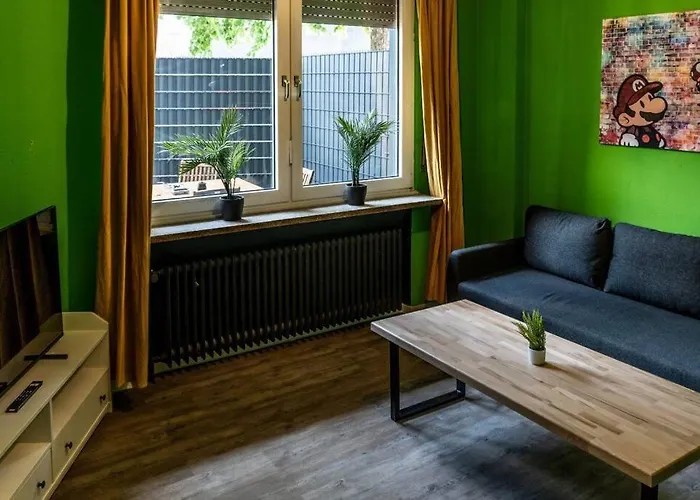 Stylish With Terrace For Up To 6 People شقة بوخوم